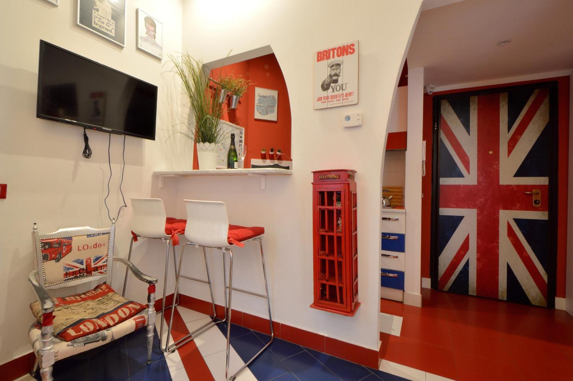 Bellissimo Mini Deluxe Di Design E A Tema Inghiterra - Potente Wi-fi Ottimo Il Collegamento Con Aeroporto Di Malpensa E Rho Fiera, Vicino A 3 Linee Metropolitane Appartement *
