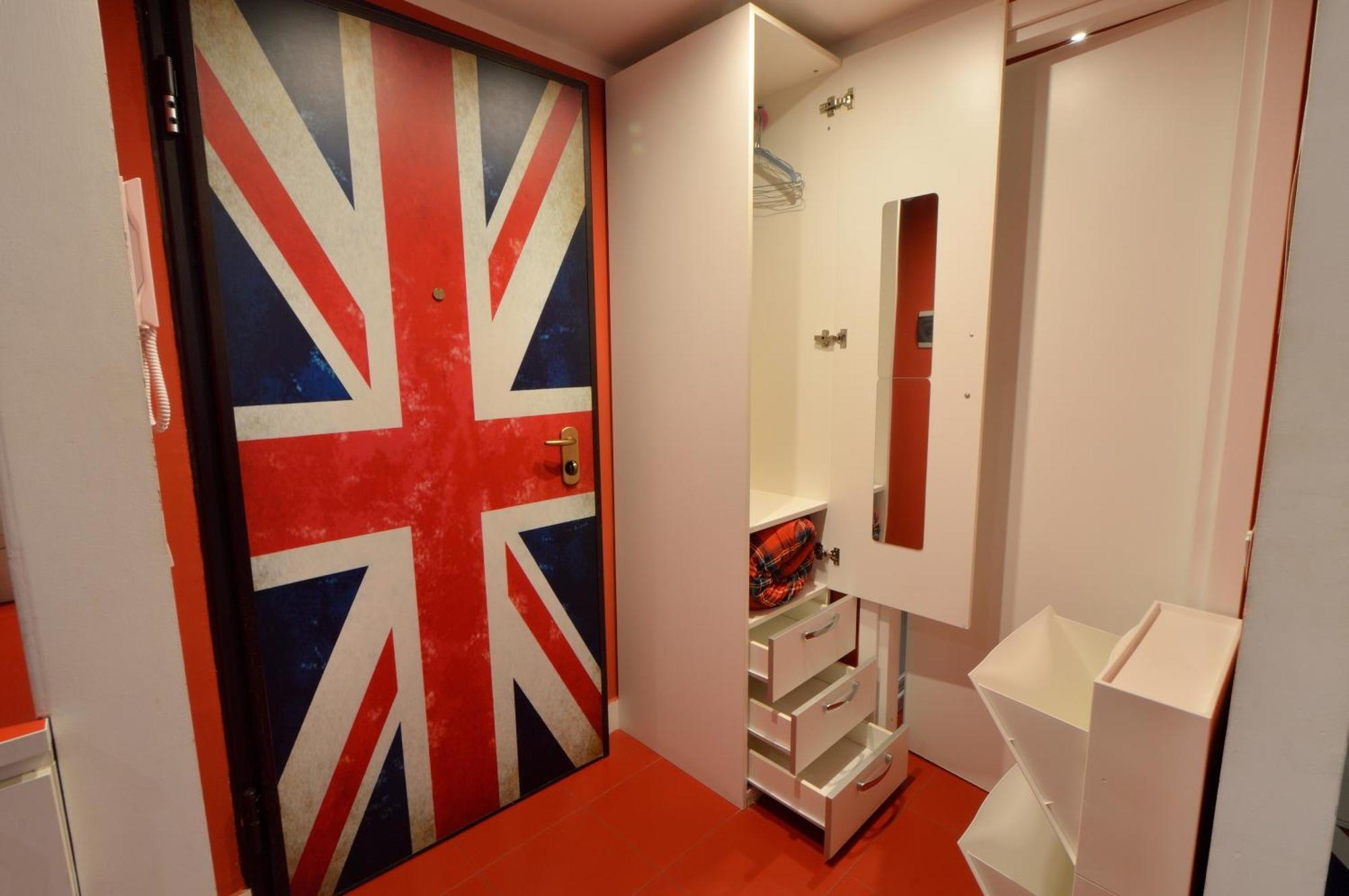 Appartement Bellissimo Mini Deluxe Di Design E A Tema Inghiterra - Potente Wi-fi Ottimo Il Collegamento Con Aeroporto Di Malpensa E Rho Fiera, Vicino A 3 Linee Metropolitane Milan